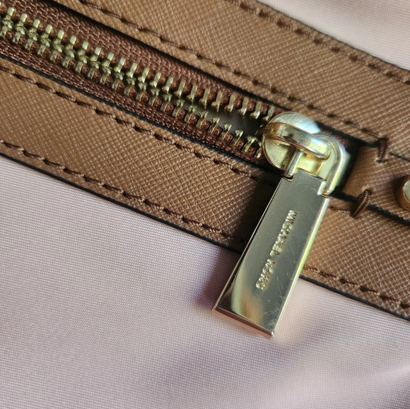 Michale kors jet set charm east west crossbody travel purse pink - Picture 6 of 16